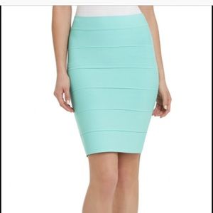 NWT BCBG Alexa Sweater Bandage Skirt $148.00
